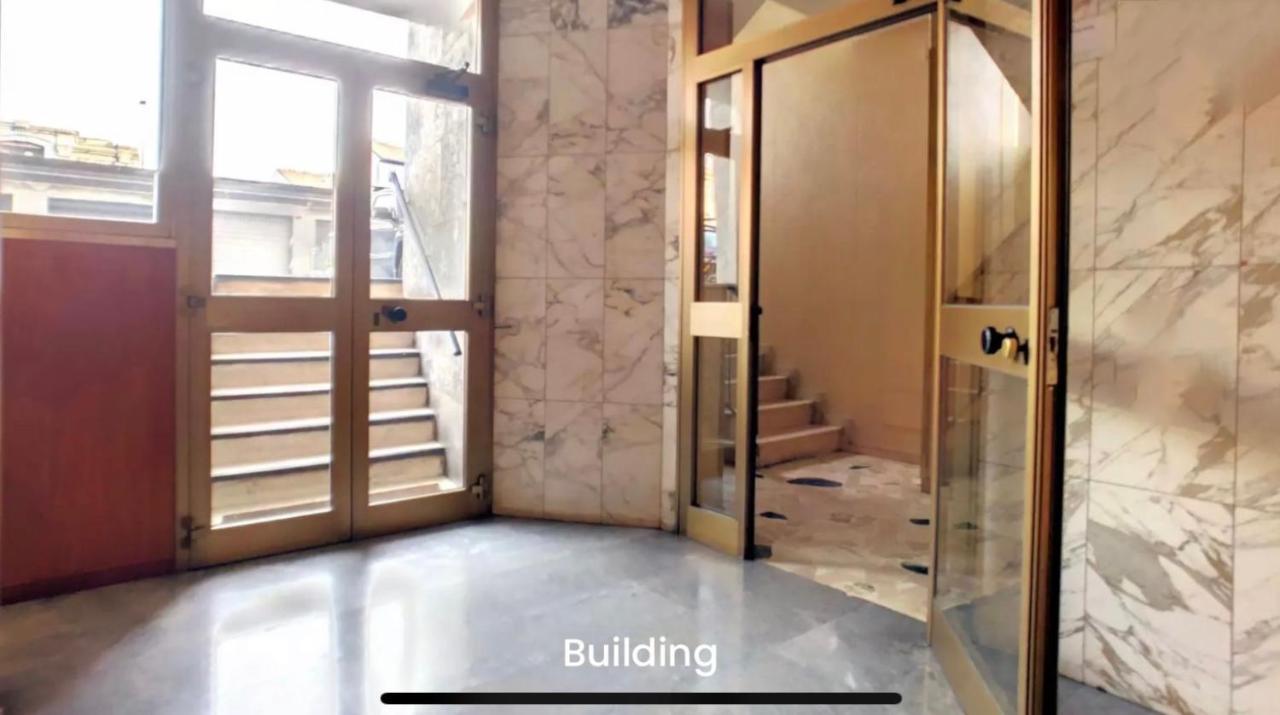 Metro Famagosta - Luminoso Appartamento Con Balcone Free Wifi & Parking Milan Exterior photo